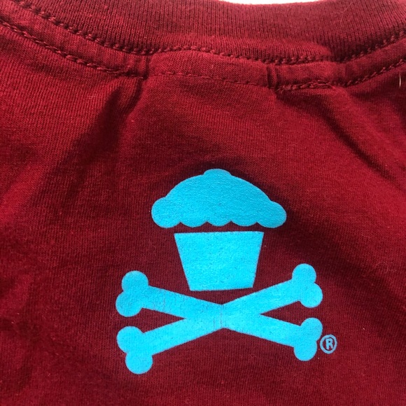 Johny Cupcake Cranberry T shirt Size Small Fashion - Picture 8 of 8